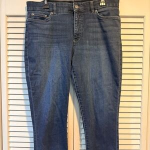 Chaps Women's Blue Denim Capri Jeans Button Zip Pockets Medium Wash Solid